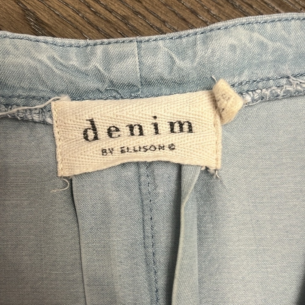 Denim V-Neck Short Sleeve Dress With Pockets - Picture 4 of 14